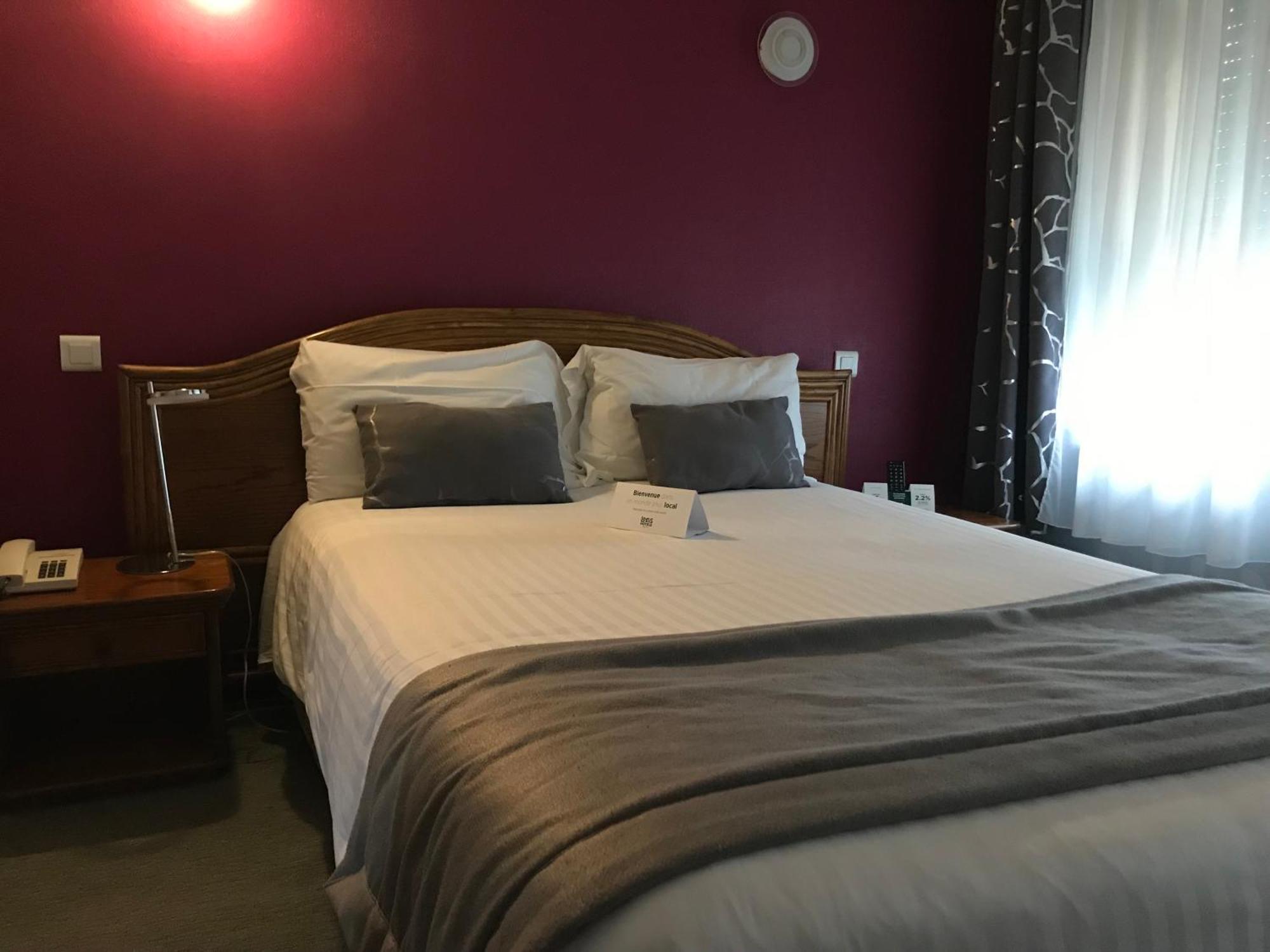 Logis Hotel & Restaurant La Paix Le Nouvion-en-Thierache Dış mekan fotoğraf